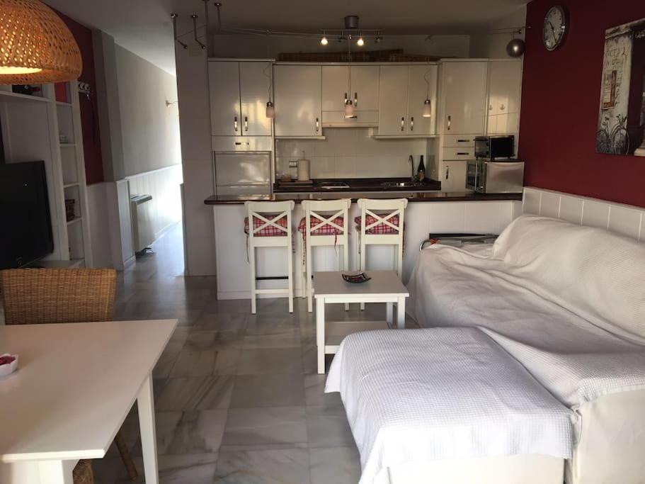 Apartamentos Rio Marinas 15 Playazo Beach Nerja Exterior photo